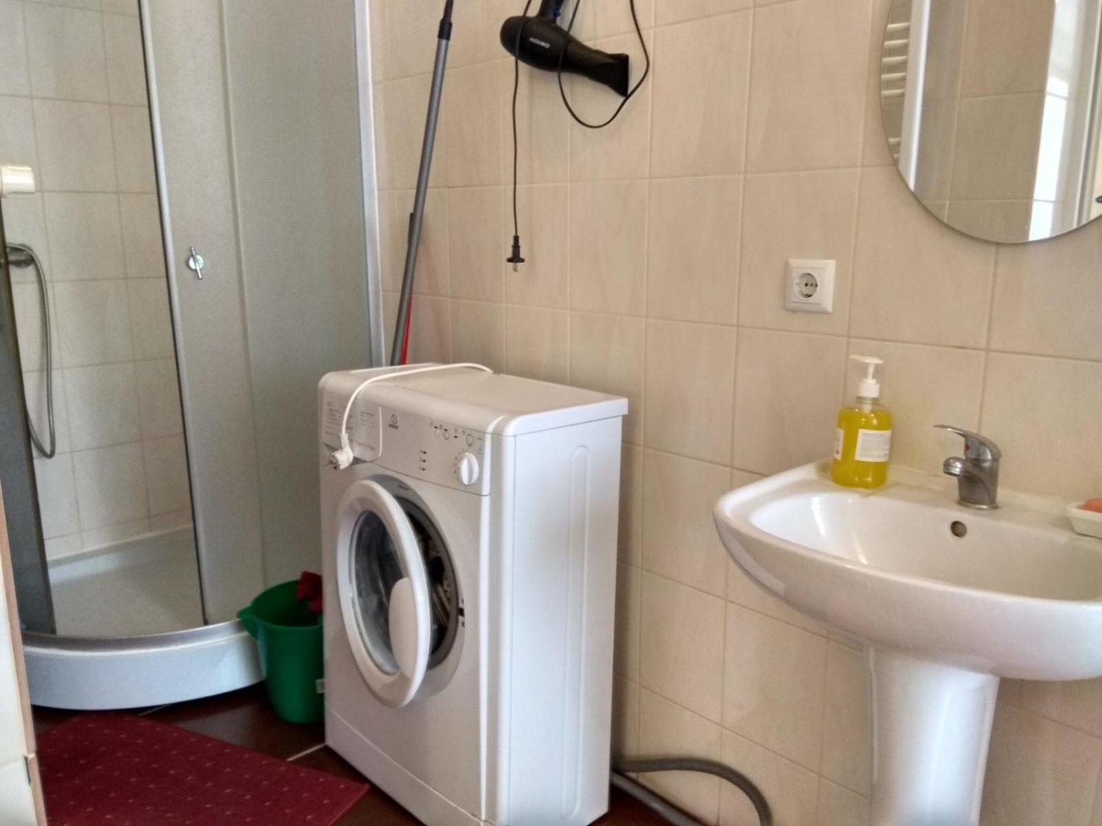 Apartments Domovik On Beregovskaya 3 Mukacheve Luaran gambar