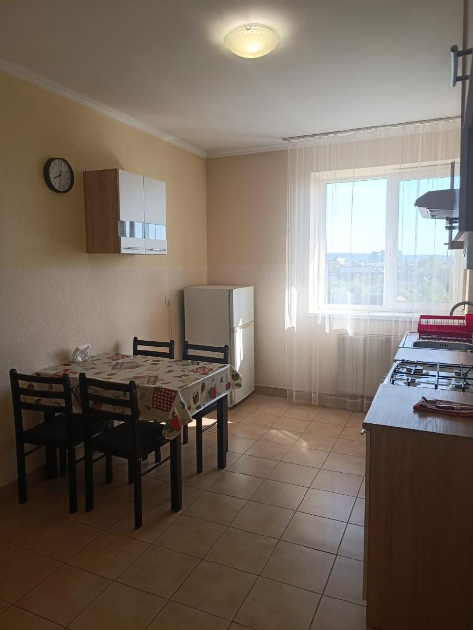 Apartments Domovik On Beregovskaya 3 Mukacheve Luaran gambar